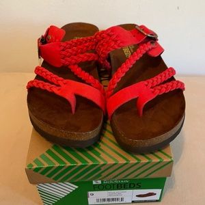 White Mountain suede sandals